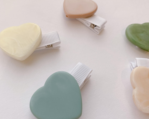 つやつやハートのベビーヘアクリップ】 赤ちゃんヘアピン キッズ