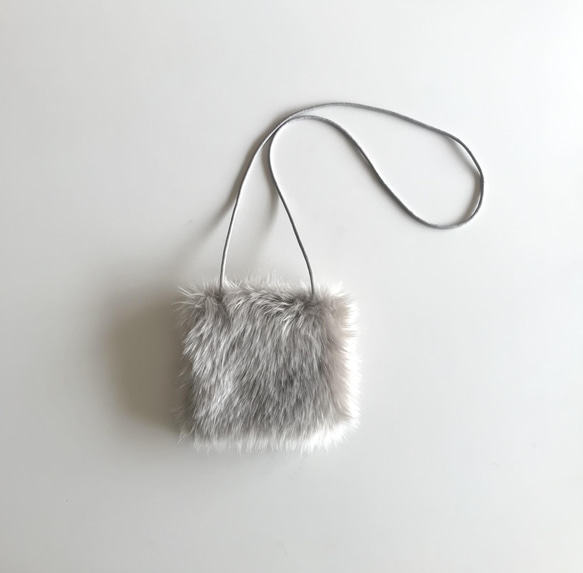 【sold out】2022新春福袋ecofur mini pochette×snood（バンビ） 8枚目の画像