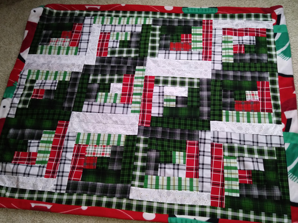 クリスマス色、ログキャビンパッチワーク、ひざ掛け、ブランケット