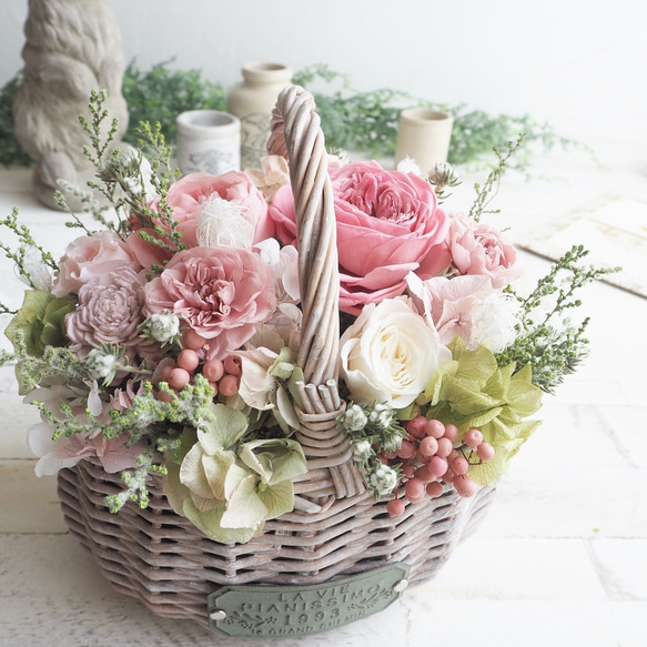 薔薇いっぱいの花籠＊お花畑の花摘みバスケットアレンジメント