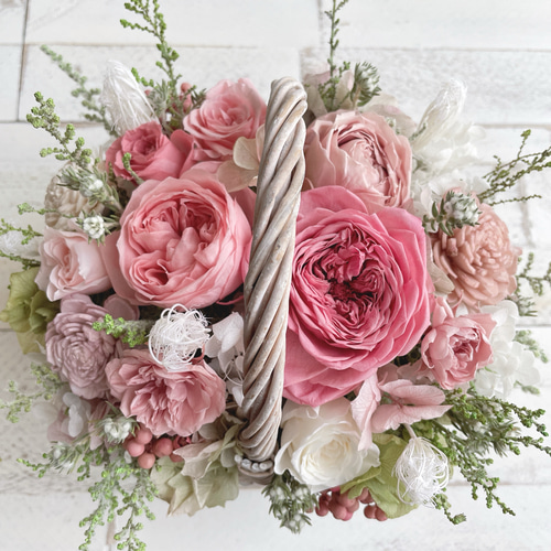 薔薇いっぱいの花籠＊お花畑の花摘みバスケットアレンジメント