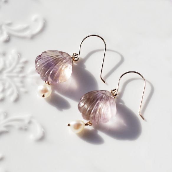 14KGF 紫黃晶與淡水珍珠製成的貝殼形耳環 ~Aphrodite 第1張的照片