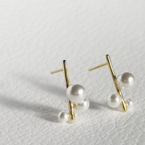 JORIE】PEARL TREE （ﾊﾟｰﾙﾂﾘｰ）淡水パール silver925刻印あり