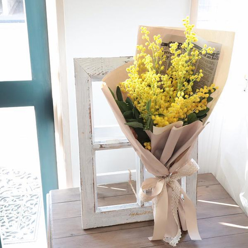 受注制作ミモザのブーケ