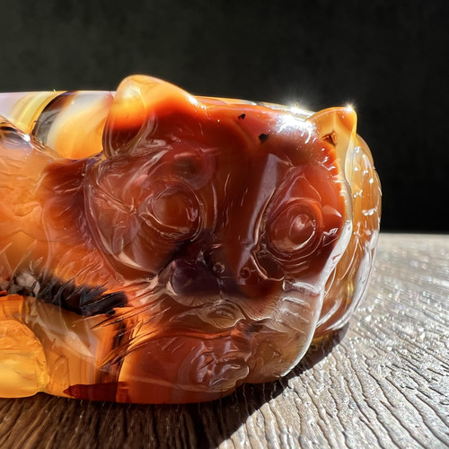 天然石 瑪瑙ジオード 三日月と猫 プレート置物 天然石 瑪瑙ジオード