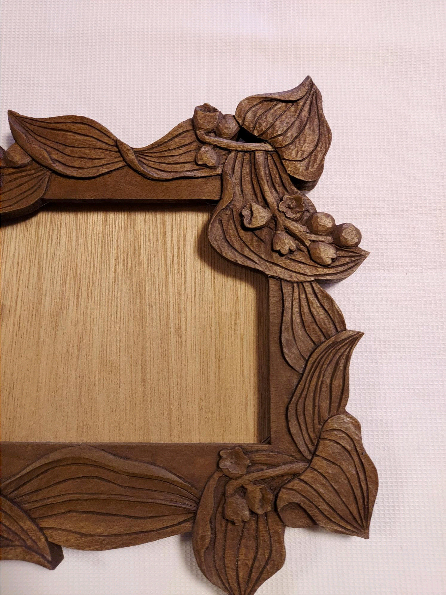 木彫りのフォトフレーム(すずらん)