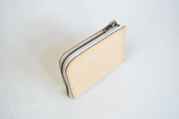 姫路産のナチュラルのヌメ革のL字ファスナー財布（カードポケット付き）　L173 5枚目の画像