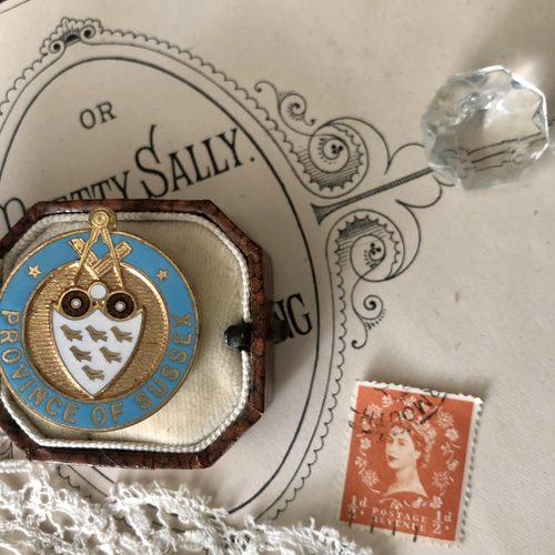 イギリス Worcestershire関連のヴィンテージエナメルバッジ イギリス