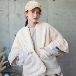 【新品】MAKE-AI メイクアイ　フリルボアポンチョ 新品】MAKE-AI メイクアイ フリルボアポンチョ