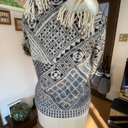 幾何学模様　編み込みセーター 4枚目の画像