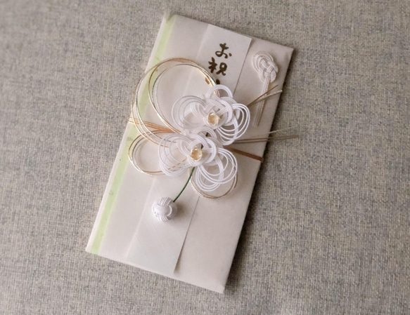 白い胡蝶蘭の御祝儀袋 1枚目の画像
