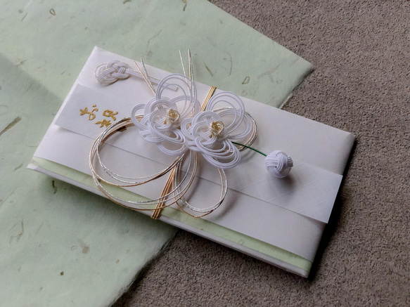 白い胡蝶蘭の御祝儀袋 5枚目の画像