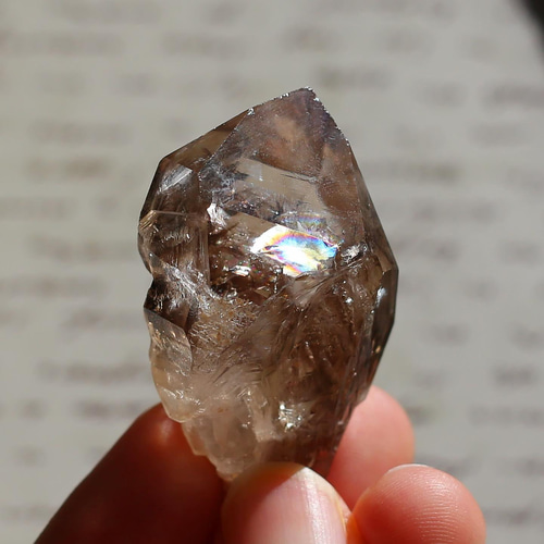 スモーキーエレスチャルクォーツ 高品質 希少 鉱物 天然石 水晶 黒