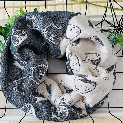 FUWARA⭐白黒ペンギンガーゼスヌード⭐ハンドメイド FUWARA⭐白黒ペンギンガーゼスヌード⭐ハンドメイド
