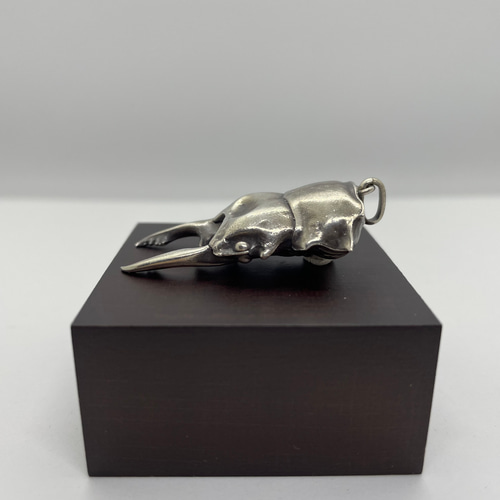 ルディカツヤクワガタ(ペンダントトップ)シルバーアクセサリー ルディカツヤクワガタ(ペンダントトップ)シルバーアクセサリー