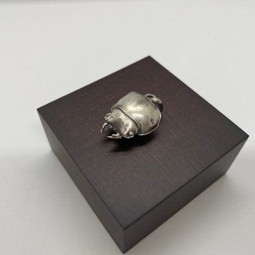 オウゴンオニクワガタ♀(ペンダントトップ)シルバーアクセサリー