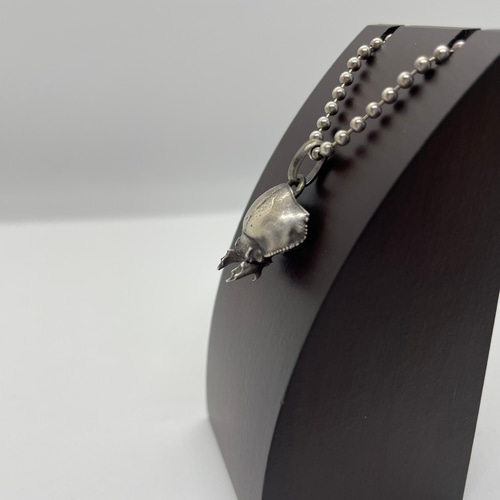 ニジイロクワガタ♀(ペンダントトップ)シルバーアクセサリー