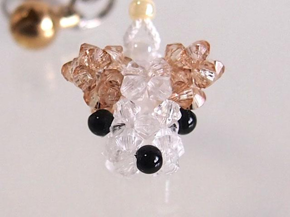 ビーズのチワワ（たれ耳） 2枚目の画像