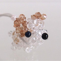 ビーズのチワワ（たれ耳） 3枚目の画像