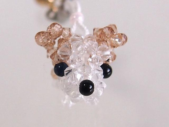 ビーズのチワワ（たれ耳） 1枚目の画像