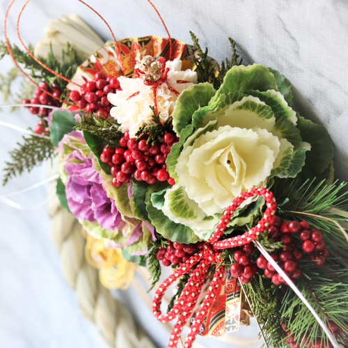 新作【今だけ送料無料】まだ間に合うお正月飾り 葉牡丹と南天のしめ縄