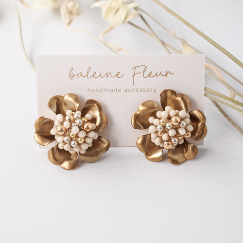 【高い素材】 再販】【人気】『heart flower』 真鍮 フラワー 粒々 大ぶり ピアス