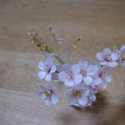 【バラの花かごブローチ】樹脂粘土 9枚目の画像