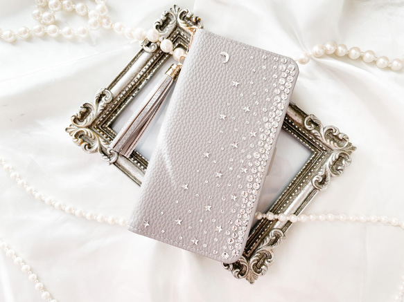 手帳型Phone15pro,14他 月 星クリスタル グレー スワロフスキーデコレーション ケース ニュアンスカラー                                     商品をご覧頂きありがとうございます。 Swarovski®︎ Crys L1229084906(9425円)