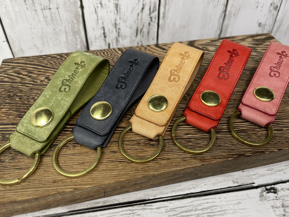 china　レザー　ブレスレット　ベルト　キーホルダー　ハンドメイド 名入れ ベルトストラップ キーホルダー 名前 クリスマス ギフト 革 革
