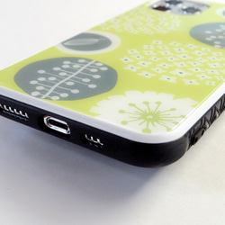 iPhone17対応 強化ガラスケース 北欧 スマホケース 9H強化ガラス  花柄 【お花畑でロンド・イエロー】 9枚目の画像