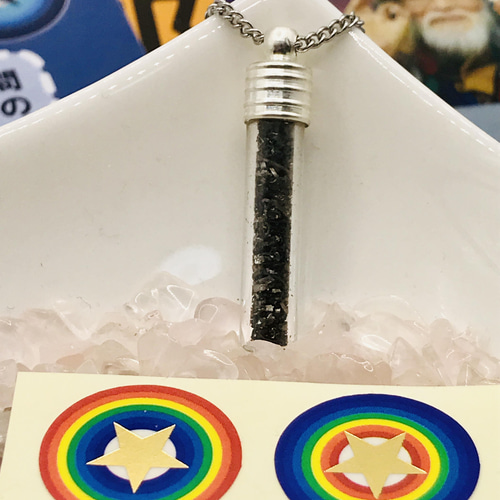 宇宙パワー☆ギベオン隕石粉20g・希少品(発送可)