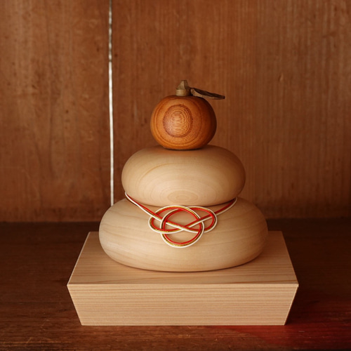 木製鏡餅・大 鏡餅 kunugiyama workshop 通販 13158394｜Creema(クリーマ)