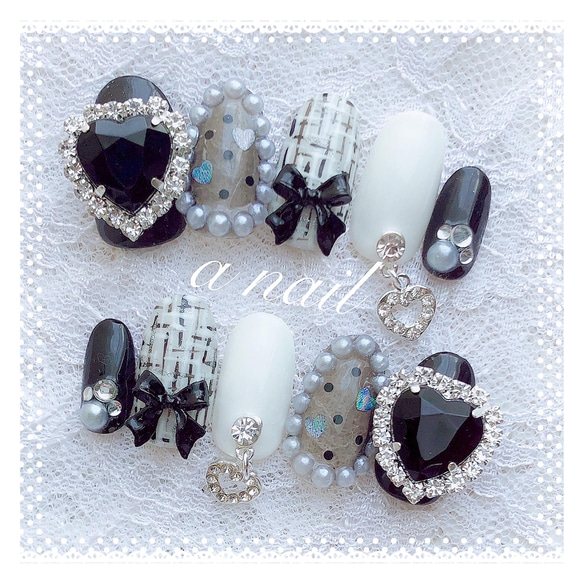 2024春の新作 モノトーン ハート 量産型 韓国 チャームネイル ツイート リボン Nail Chip / Attached Nails