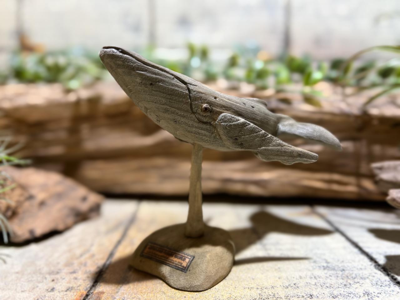 Art　クジラ　ブリキオブジェ　木製台付き　インド製 くじらのオブジェ 3体1セット 白鯨 木製 クジラの置物 鯨 白