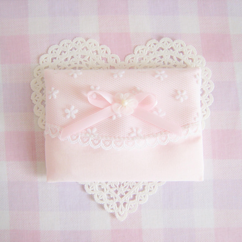 可愛いレースとリボンのポケットティッシュケース（パステルピンク
