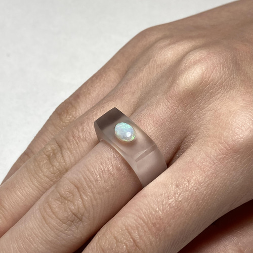 オパールの水晶リング 指輪・リング takahiro omori 通販 13159219