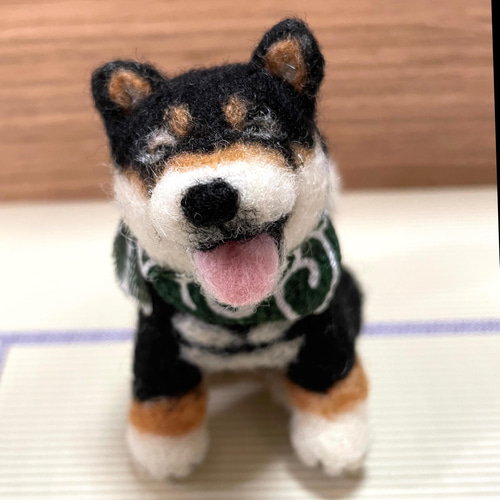 笑顔の柴犬(黒柴)羊毛フェルト 羊毛フェルト mofucoro 通販 13159589