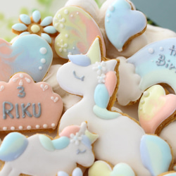ユニコーン　【アイシングクッキー】　女の子向け　誕生日　カラフル　虹　オーダー　通販　人気　インスタ映え 3枚目の画像