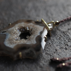 agate geode brass necklace (as is) 6枚目の画像