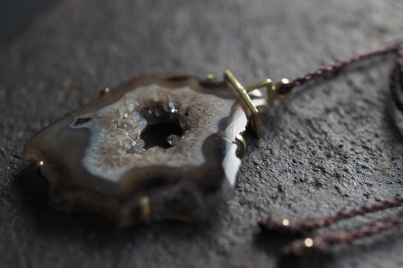 agate geode brass necklace (as is) 6枚目の画像