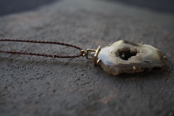 agate geode brass necklace (as is) 9枚目の画像