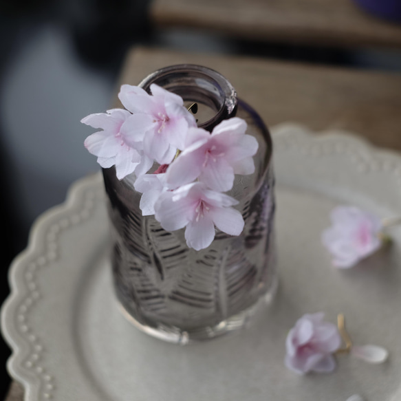 ひとえだ 桜 春 の 布花 ブローチ (入学式にも！) 2枚目の画像