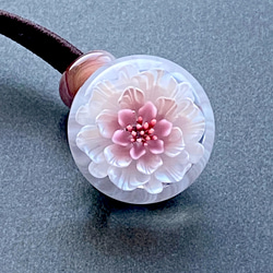 お花のガラスヘアゴム 3枚目の画像