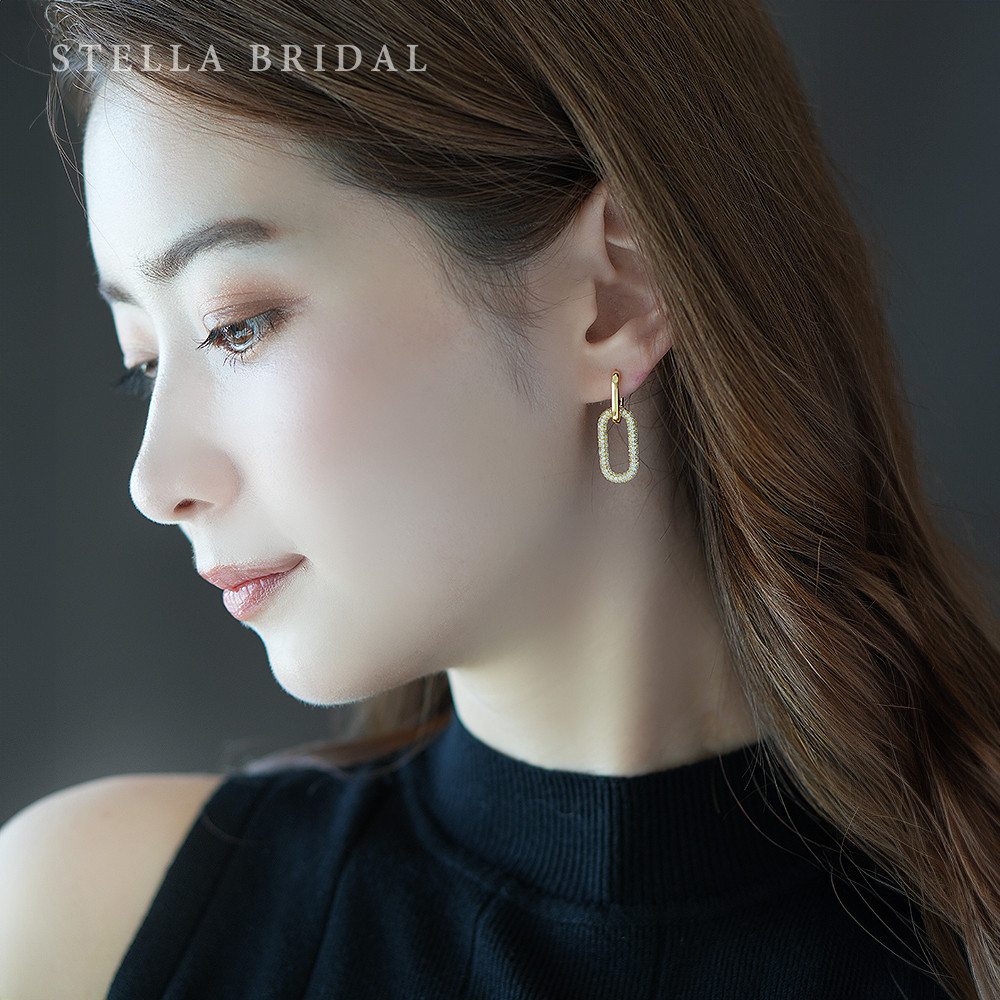 SV925＊2WAY＊ブライダルやフォーマルにも＊ジルコニアレクタングルパヴェチャームのフープピアス ゴールド