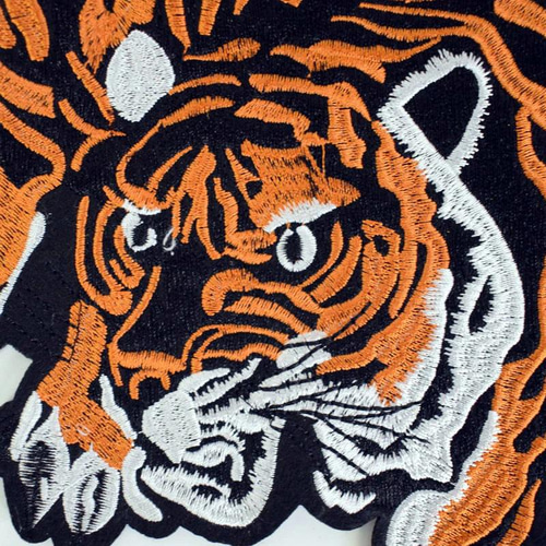 豪華虎刺繍モチーフ アイロン接着 33*17cm ワッペン・アップリケ