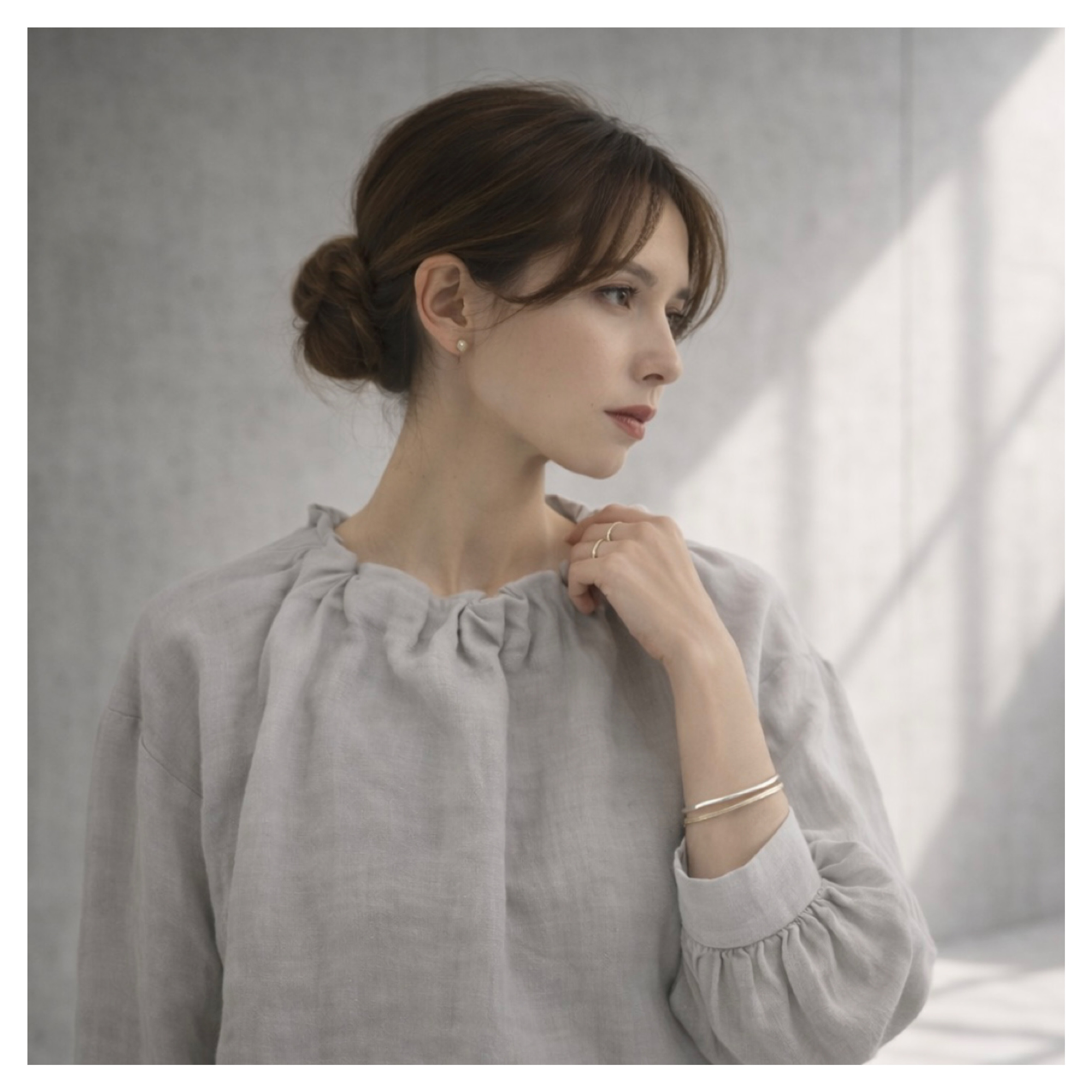 リネンブラウス／洗い込まれたベルギーリネンギャザーブラウス／シルバーグレー／フリーサイズ