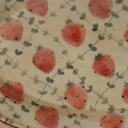 經典草莓粉橢圓形邊緣盤。 第4張的照片