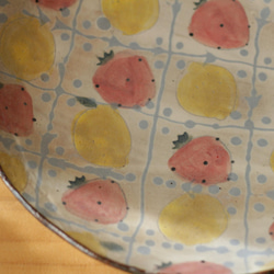 粉狀餐具草莓和檸檬意大利面。 第4張的照片