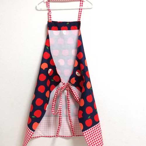 3 ヴィンテージエプロン　いちご　りんご　生地　リメイク　エプロン　USA 3 ヴィンテージエプロン いちご りんご 生地 リメイク エプロン USA 3