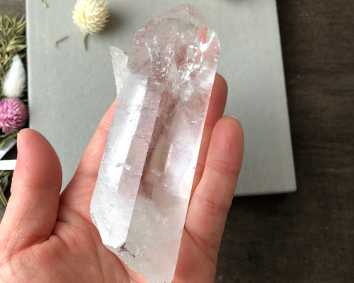 高透明 天然ヒマラヤ水晶 虹入り スカル 魔除け 高透明 天然ヒマラヤ水晶 虹入り スカル 魔除け - メルカリ
